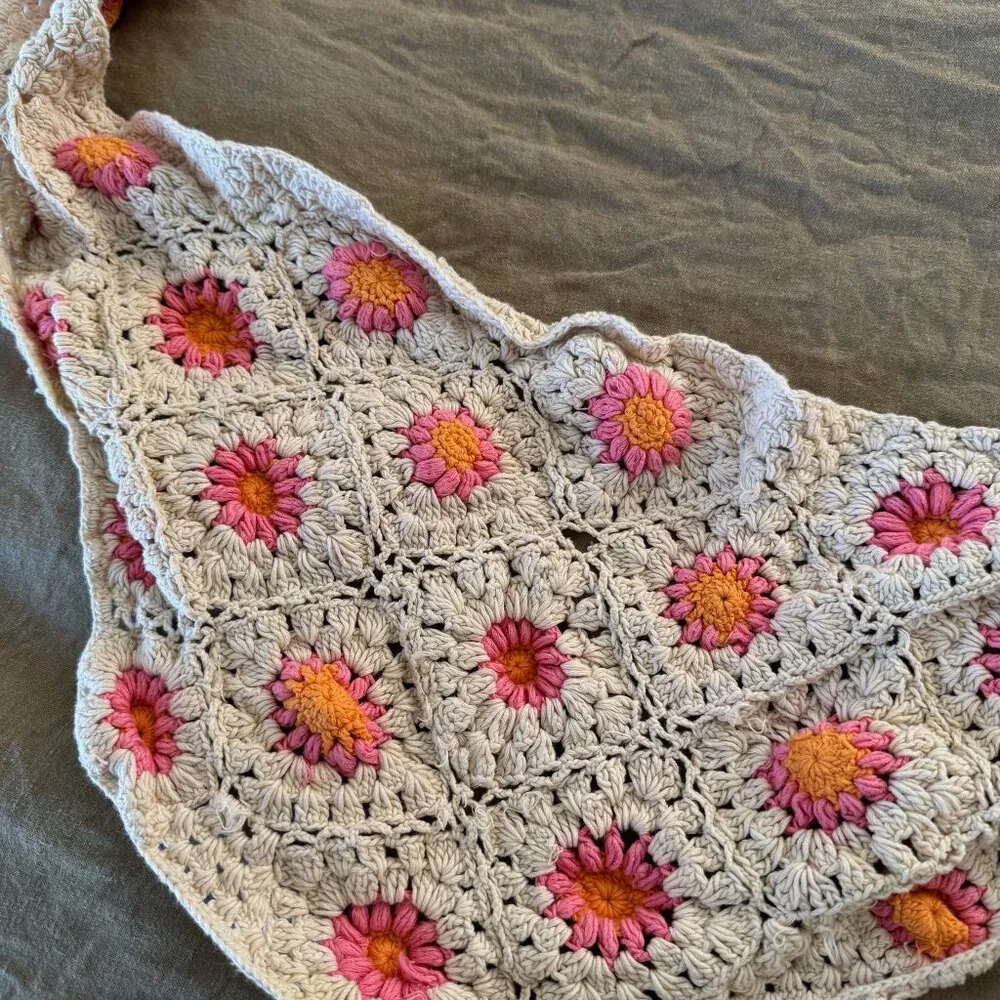 Handmade‎ Crochet Knit Flower Granny Square Triangle Scarf